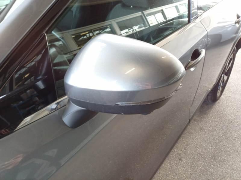 Nissan Qasqai CROSSOVER 1.3 MHEV 140 N-CONNECTA - foto 86