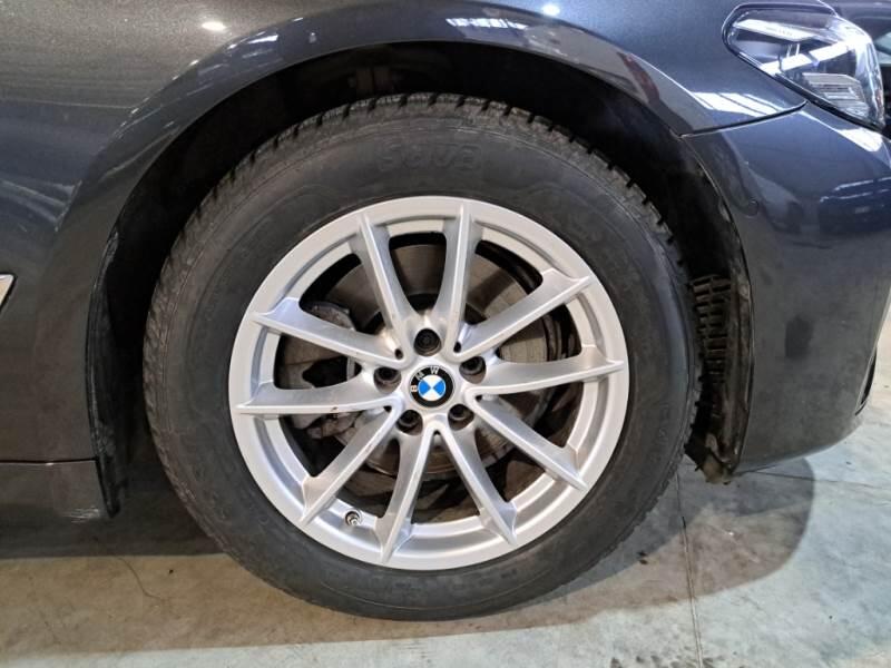 BMW Serie 5 STATION WAGON 518D BUSINESS TOURING - foto 16