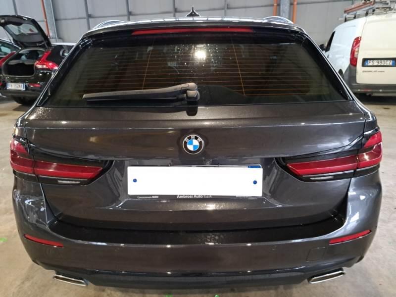 BMW Serie 5 STATION WAGON 518D BUSINESS TOURING - foto 46