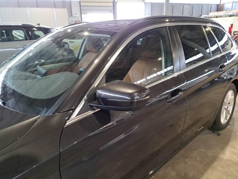 BMW Serie 5 STATION WAGON 518D BUSINESS TOURING - foto 59