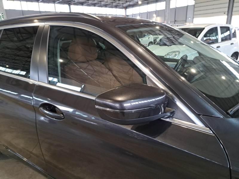 BMW Serie 5 STATION WAGON 518D BUSINESS TOURING - foto 63