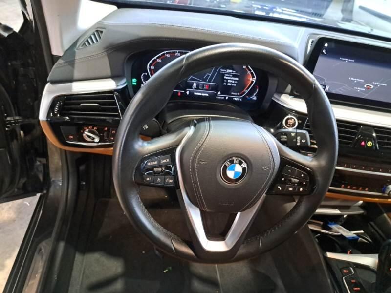 BMW Serie 5 STATION WAGON 518D BUSINESS TOURING - foto 82