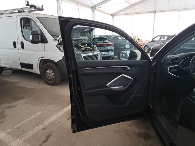Audi Q3 SUV 45 TFSI E S TRONIC BUSINESS PLUS - foto 89
