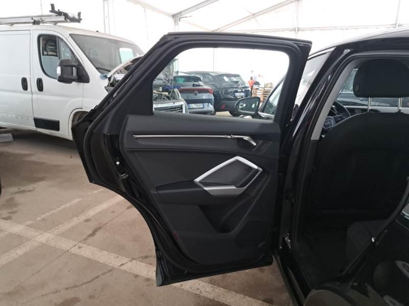 Audi Q3 SUV 45 TFSI E S TRONIC BUSINESS PLUS - foto 99