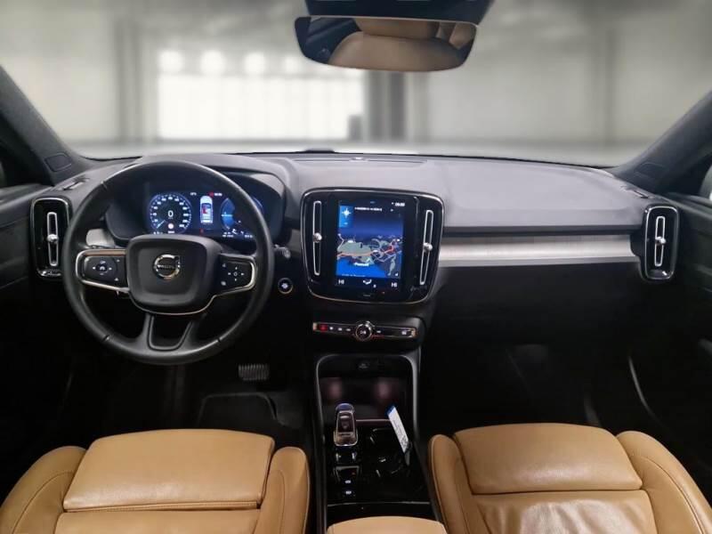Volvo XC40 SUV T4 PLUG-IN HYBRID AUTO RECHARGE INSCR. - foto 3