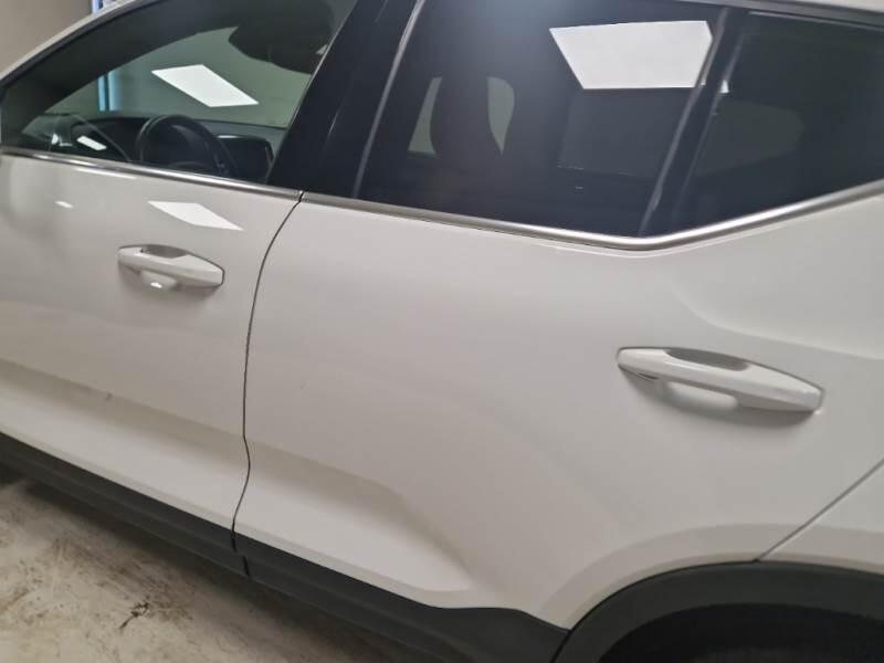 Volvo XC40 SUV T4 PLUG-IN HYBRID AUTO RECHARGE INSCR. - foto 34