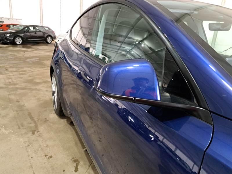 Tesla Model Y SUV 50 KWH RWD AUT. - foto 25