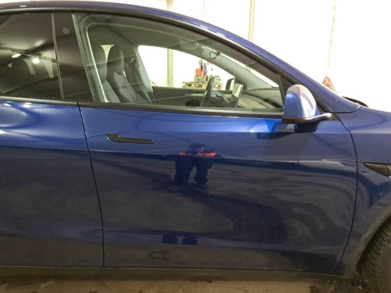 Tesla Model Y SUV 50 KWH RWD AUT. - foto 27