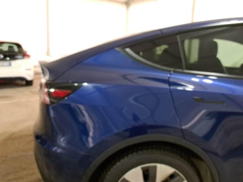 Tesla Model Y SUV 50 KWH RWD AUT. - foto 32