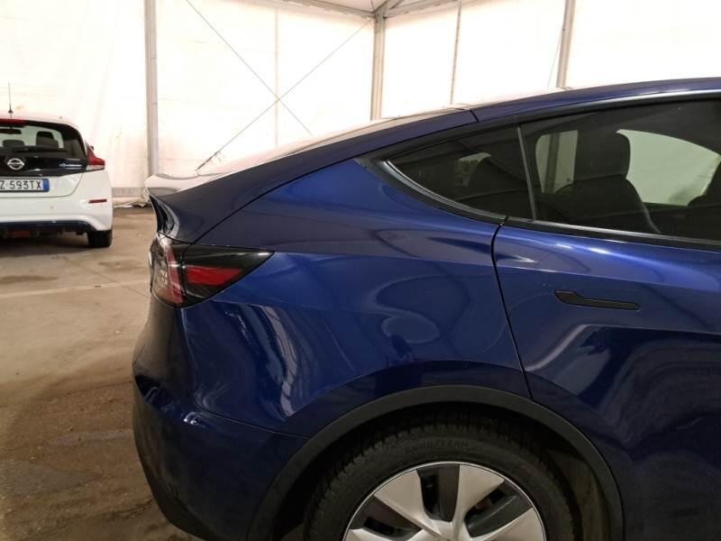 Tesla Model Y SUV 50 KWH RWD AUT. - foto 33