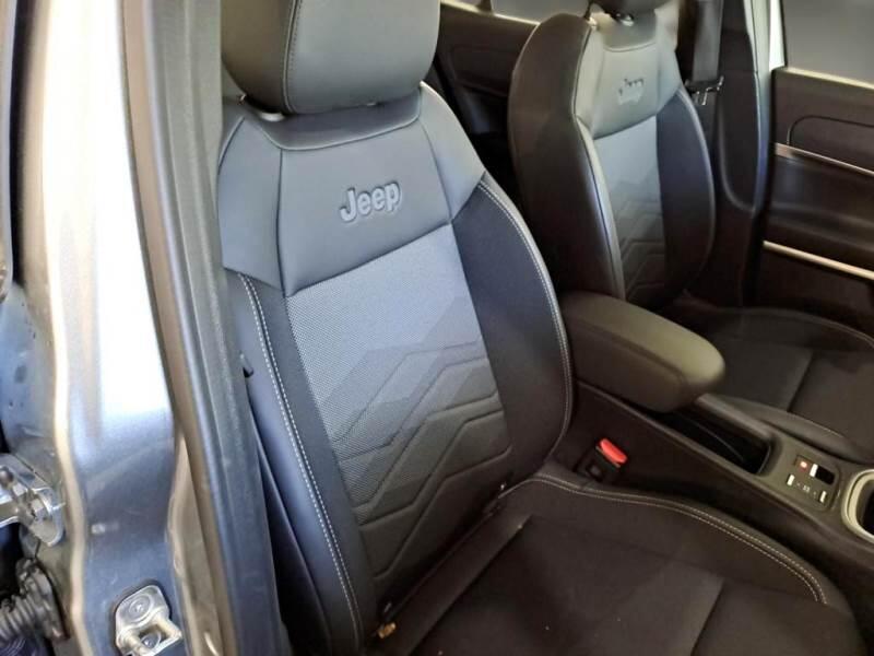 Jeep Avenger SUV 1.2 MHEV E-HYBRID TURBO ALTITUDE - foto 13