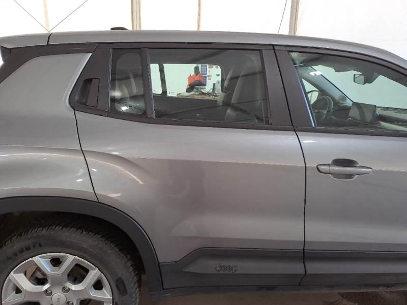 Jeep Avenger SUV 1.2 MHEV E-HYBRID TURBO ALTITUDE - foto 44