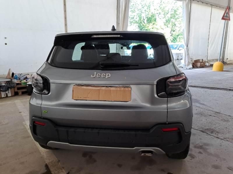 Jeep Avenger SUV 1.2 MHEV E-HYBRID TURBO ALTITUDE - foto 52