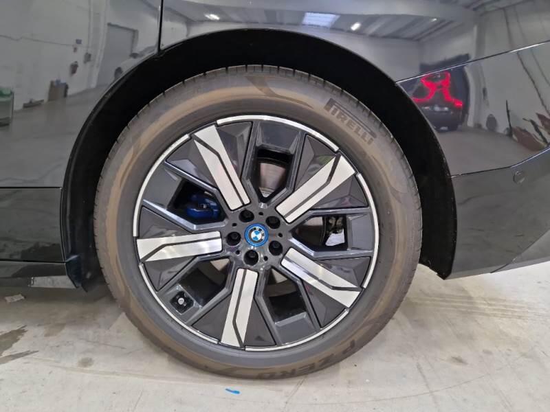 BMW iX SUV XDRIVE40 PACCHETTO SPORTIVO - foto 19