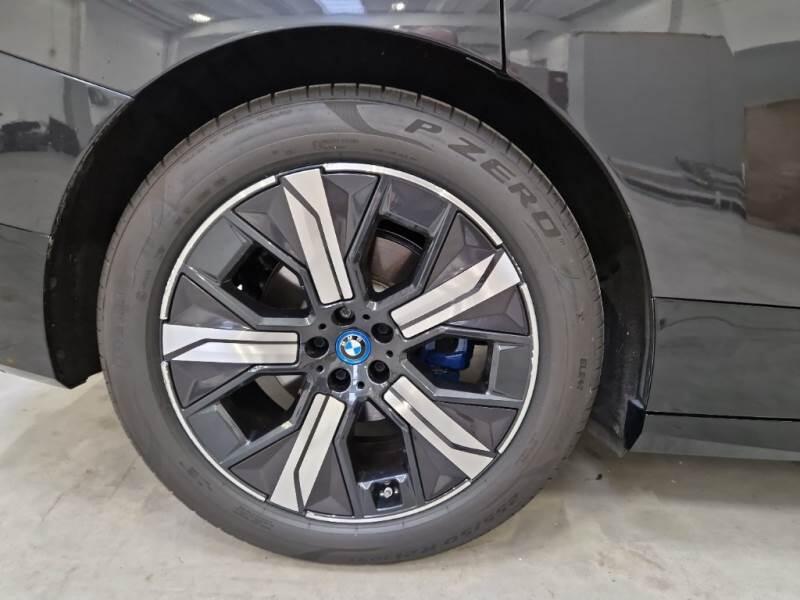 BMW iX SUV XDRIVE40 PACCHETTO SPORTIVO - foto 28