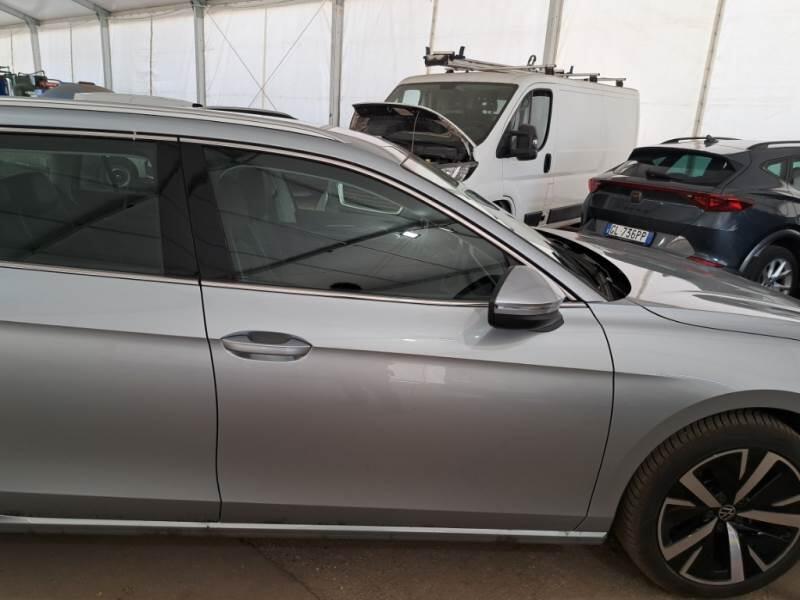 Volkswagen Passat Variant STATION WAGON 2.0 TDI SCR EVO 110KW BUSINESS DSG - foto 35