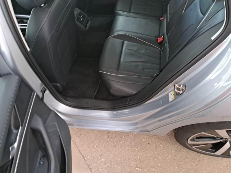 Volkswagen Passat Variant STATION WAGON 2.0 TDI SCR EVO 110KW BUSINESS DSG - foto 85