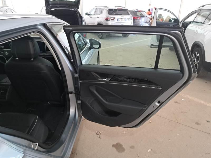 Volkswagen Passat Variant STATION WAGON 2.0 TDI SCR EVO 110KW BUSINESS DSG - foto 95