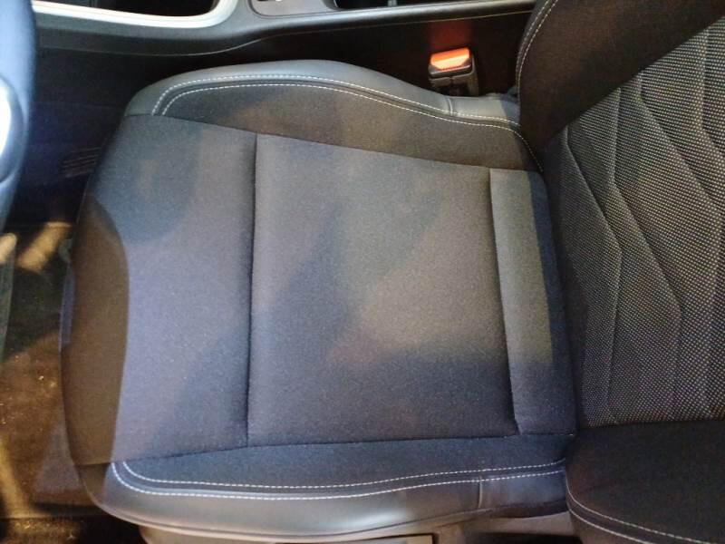 Jeep Avenger SUV 1.2 MHEV E-HYBRID TURBO ALTITUDE - foto 11