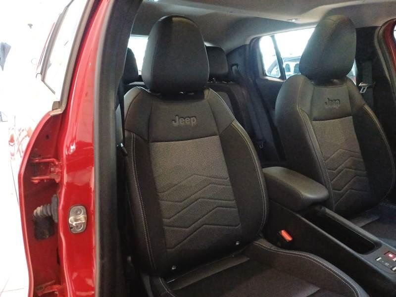 Jeep Avenger SUV 1.2 MHEV E-HYBRID TURBO ALTITUDE - foto 12