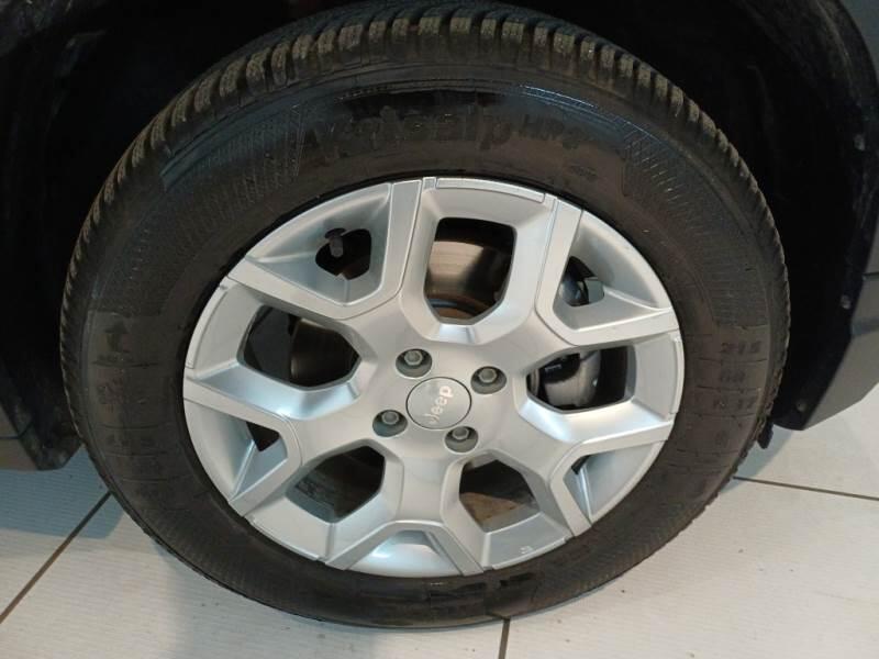 Jeep Avenger SUV 1.2 MHEV E-HYBRID TURBO ALTITUDE - foto 16