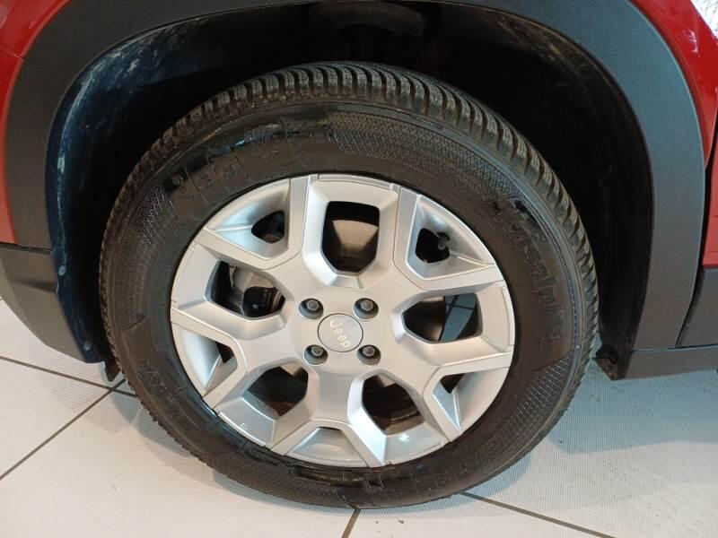 Jeep Avenger SUV 1.2 MHEV E-HYBRID TURBO ALTITUDE - foto 19