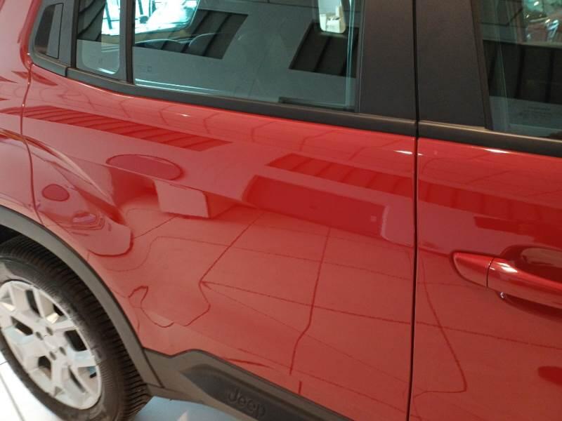 Jeep Avenger SUV 1.2 MHEV E-HYBRID TURBO ALTITUDE - foto 33