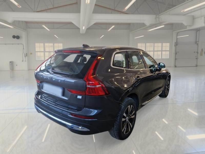 Volvo XC60 SUV T6 PLUG-IN AWD AUTO CORE - foto 2