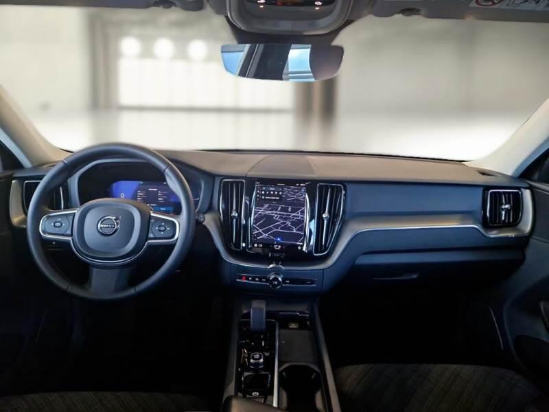 Volvo XC60 SUV T6 PLUG-IN AWD AUTO CORE - foto 3