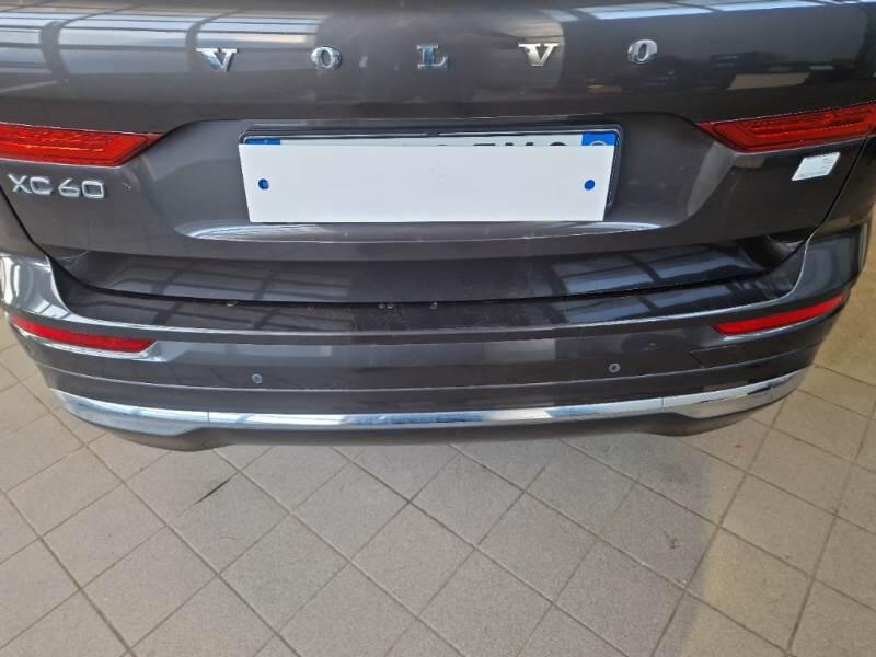 Volvo XC60 SUV T6 PLUG-IN AWD AUTO CORE - foto 57