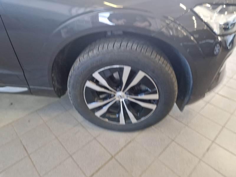 Volvo XC60 SUV T6 PLUG-IN AWD AUTO CORE - foto 72