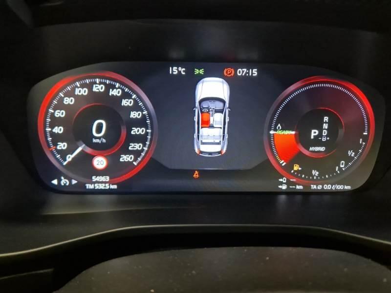 Volvo XC40 SUV T4 RECHARGE PLUG-IN AUTO CORE - foto 4