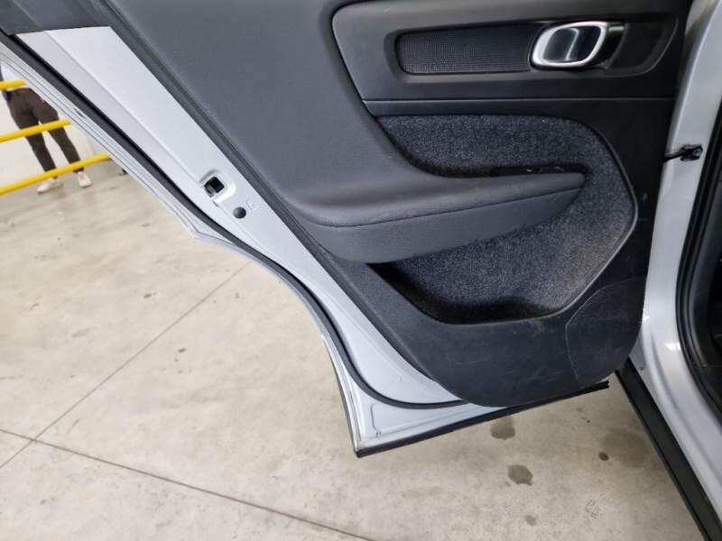 Volvo XC40 SUV B3 AUTOMATICO CORE - foto 95