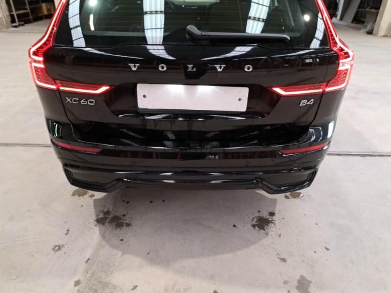 Volvo XC60 SUV B4 D AUTOMATICO PLUS DARK - foto 52