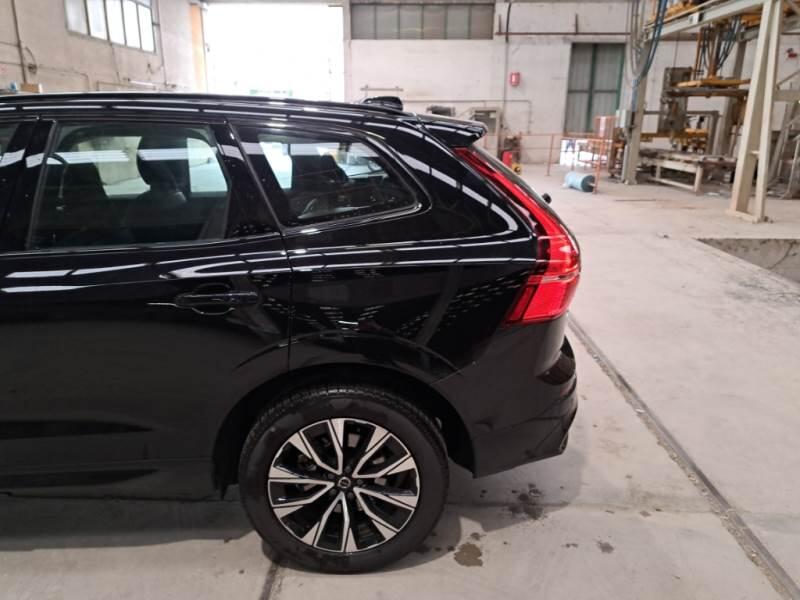 Volvo XC60 SUV B4 D AUTOMATICO PLUS DARK - foto 58