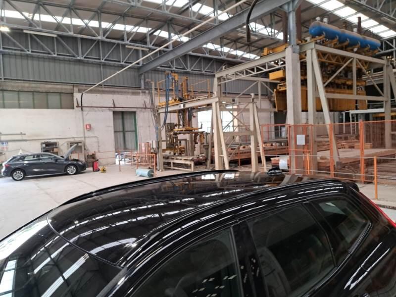 Volvo XC60 SUV B4 D AUTOMATICO PLUS DARK - foto 9