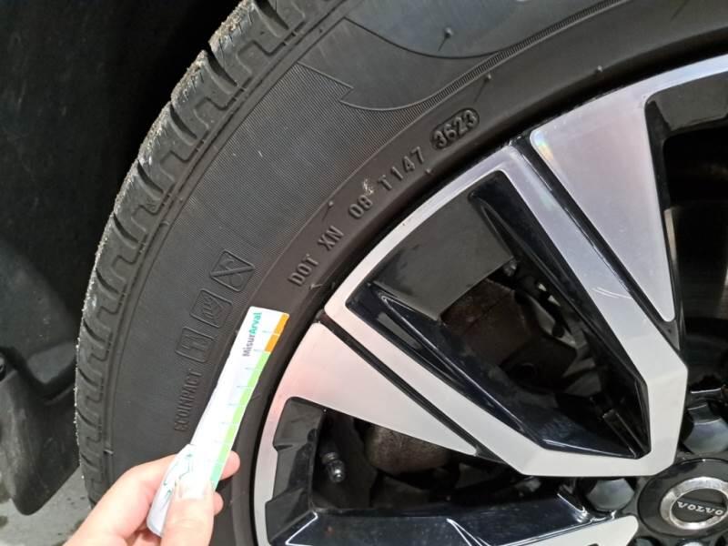 Volvo XC60 SUV B4 D AUTOMATICO PLUS DARK - foto 93