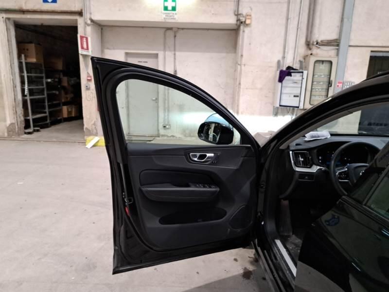Volvo XC60 SUV B4 D AUTOMATICO PLUS DARK - foto 95