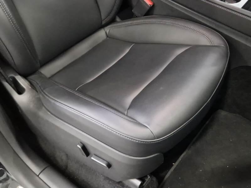 Tesla Model Y SUV 75 KWH DUAL MOTOR LONG RANGE 4WD AUT. - foto 14