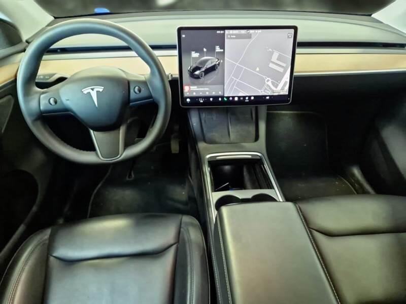 Tesla Model Y SUV 75 KWH DUAL MOTOR LONG RANGE 4WD AUT. - foto 3