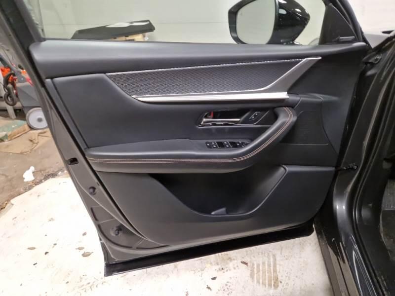 Mazda CX-60 SUV 2.5L E-SKYACTIV PHEV HOMURA AWD AUTO - foto 83