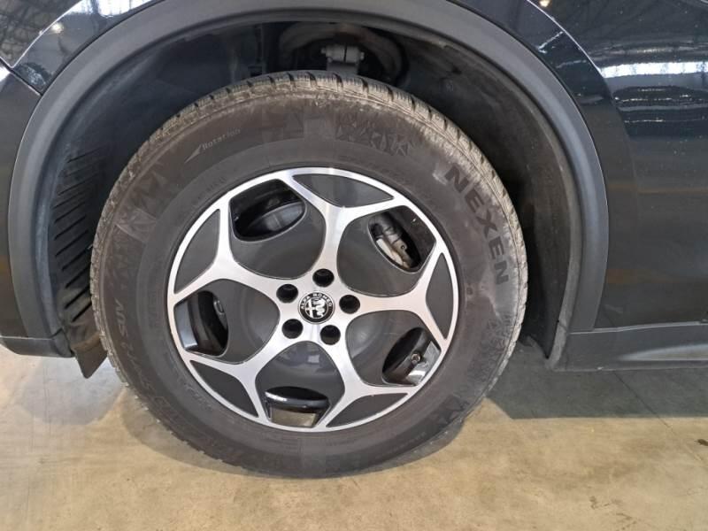 Alfa Romeo Stelvio SUV 2.2 TD 190 CV SUPER BUSINESS AT8 Q4 - foto 18