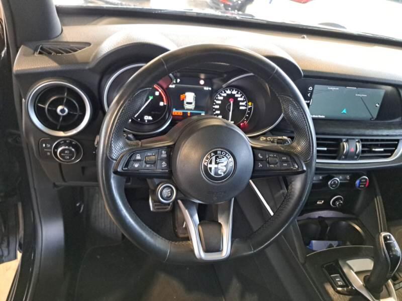 Alfa Romeo Stelvio SUV 2.2 TD 190 CV SUPER BUSINESS AT8 Q4 - foto 29