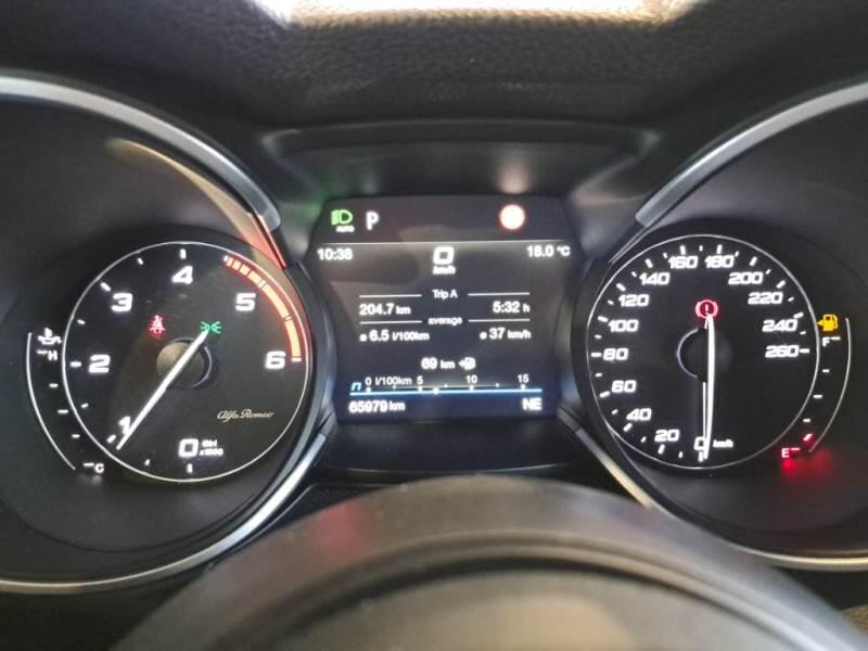 Alfa Romeo Stelvio SUV 2.2 TD 190 CV SUPER BUSINESS AT8 Q4 - foto 4