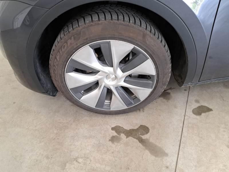 Tesla Model Y SUV 75 KWH DUAL MOTOR LONG RANGE 4WD AUT. - foto 17