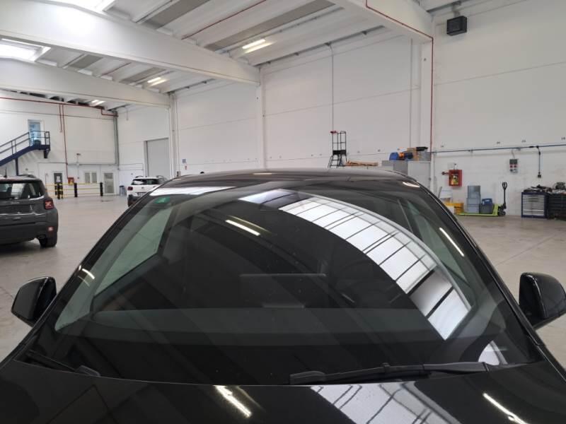 Tesla Model Y SUV 75 KWH PERFORMANCE DUAL MOTOR 4WD AUT - foto 9
