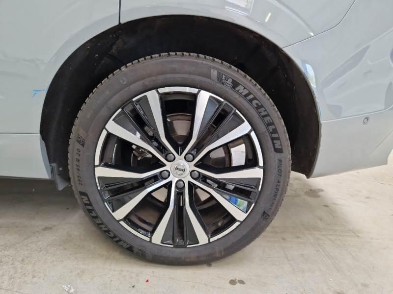 Volvo XC60 SUV B4 D AWD AUTOMATICO ULTIMATE DARK - foto 19
