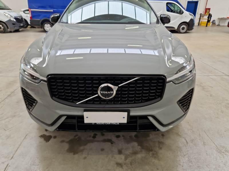 Volvo XC60 SUV B4 D AWD AUTOMATICO ULTIMATE DARK - foto 32