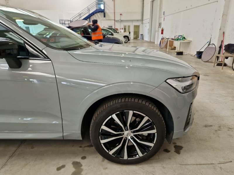 Volvo XC60 SUV B4 D AWD AUTOMATICO ULTIMATE DARK - foto 36