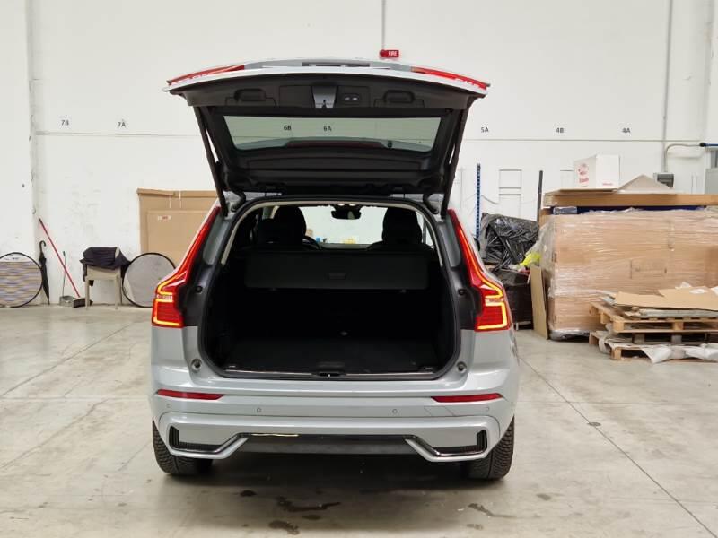 Volvo XC60 SUV B4 D AWD AUTOMATICO ULTIMATE DARK - foto 5